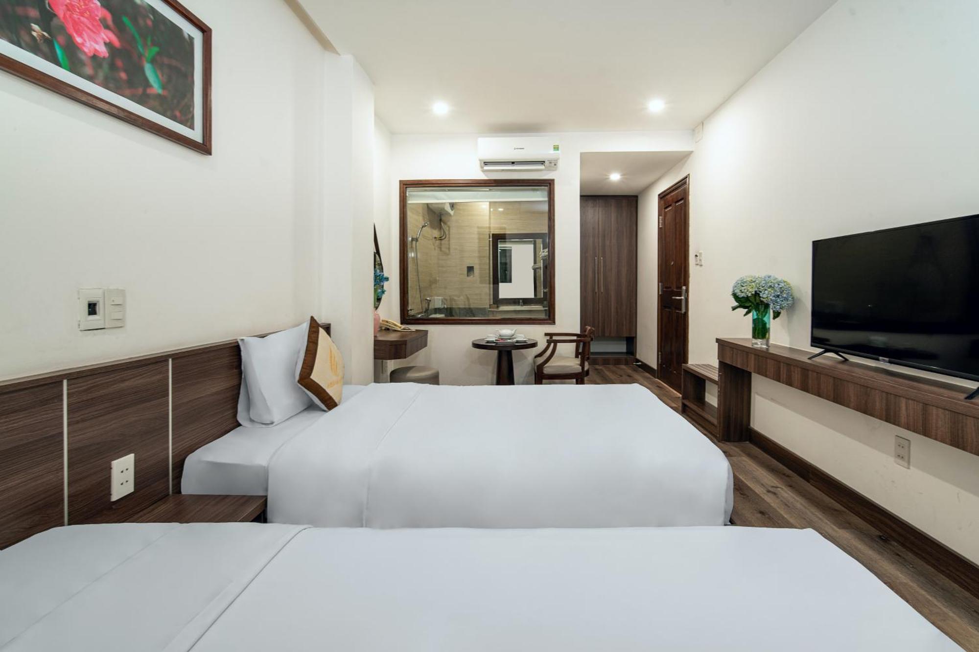 Hoang Linh Riverside Hotel Danang Bagian luar foto