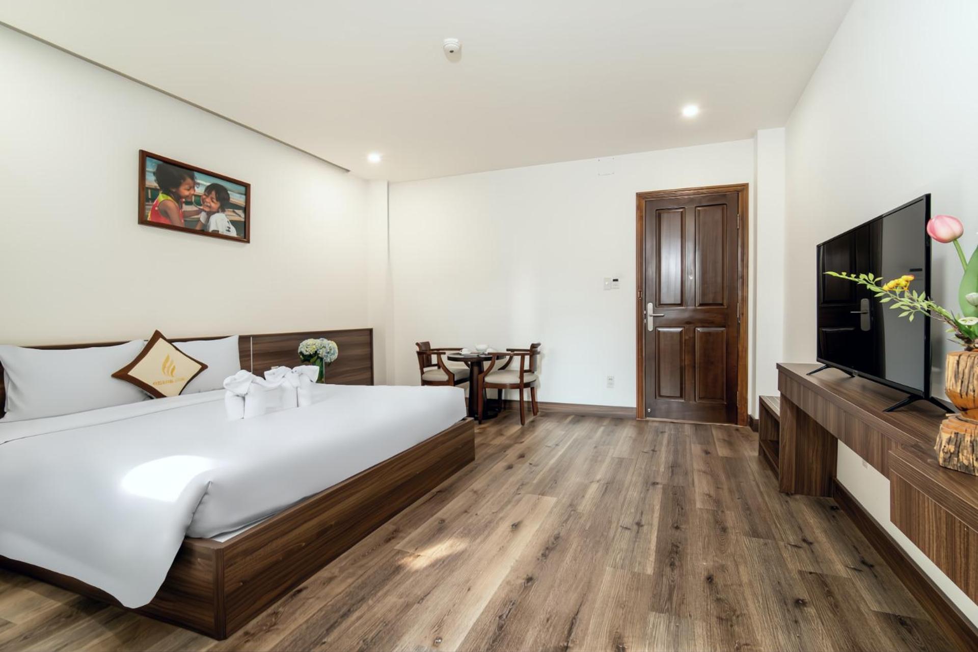 Hoang Linh Riverside Hotel Danang Bagian luar foto