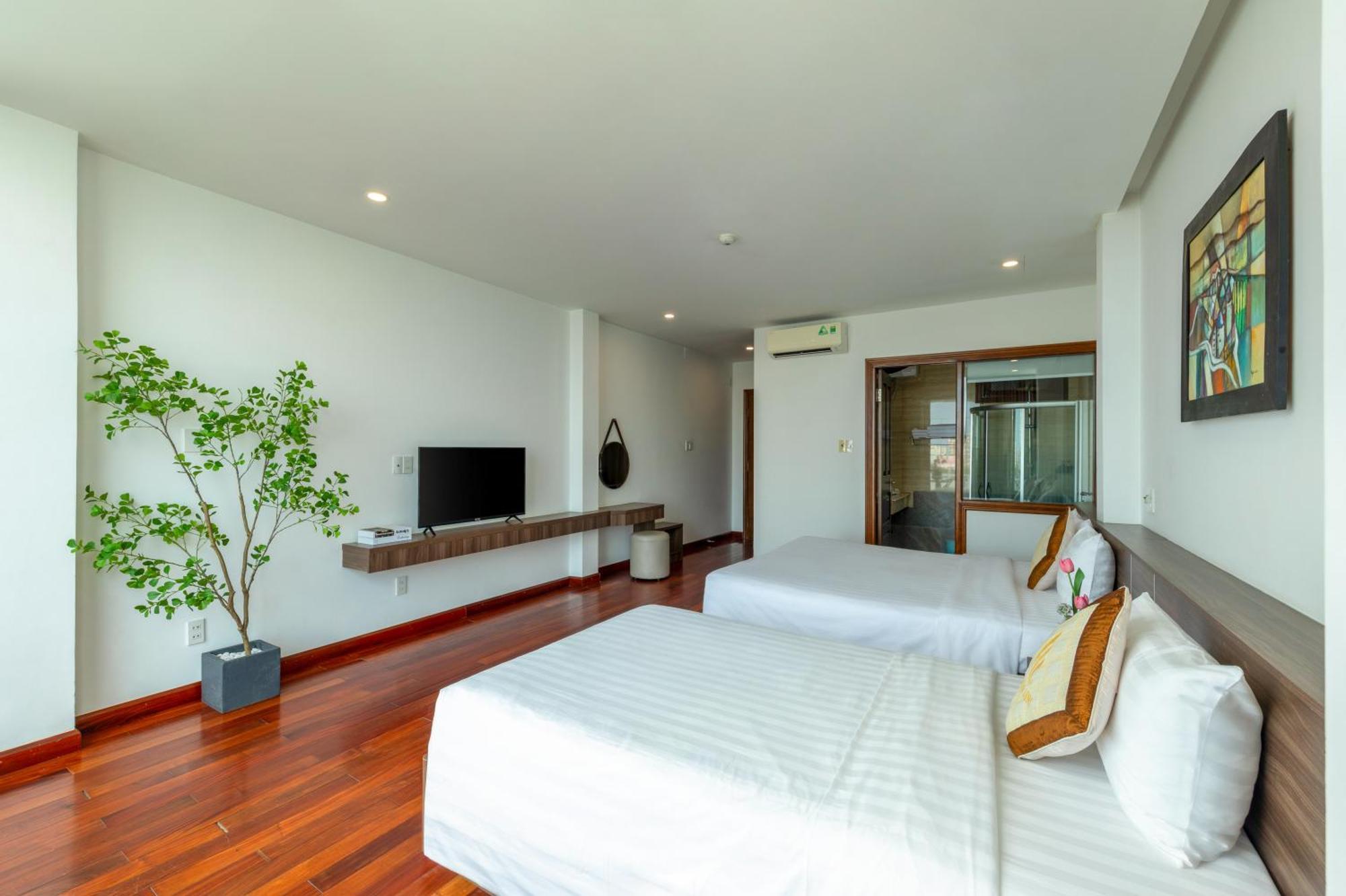 Hoang Linh Riverside Hotel Danang Bagian luar foto